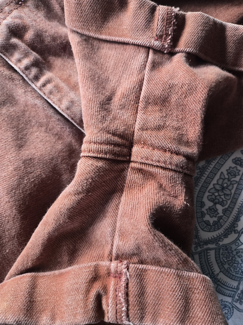 Arizona Jeans Co High Waisted Rust Terracotta Brown Denim Jean Mom Shorts - Picture 8 of 14